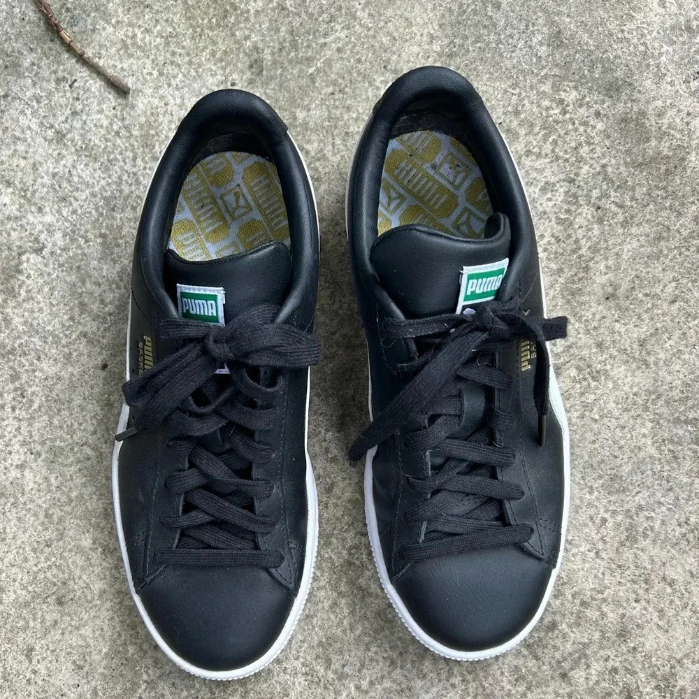 Puma Basket Classic 21Jr Black & White, size 37 (youth size 5,  W 6.5/7)